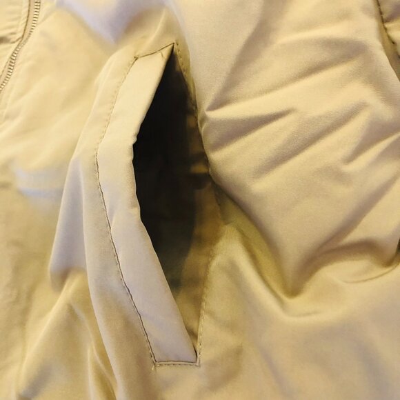 Forever 21 Ruched Bomber Jacket Zip Up Size S Light Olive 2 Pockets Short Length - Picture 7 of 14